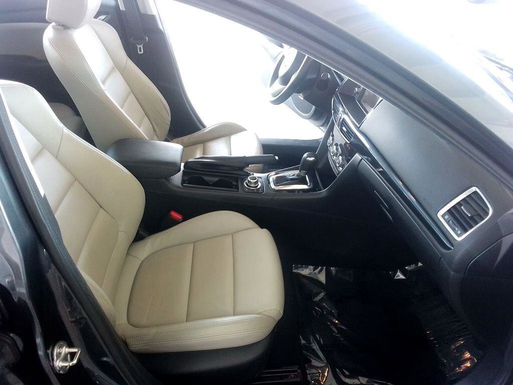 Used 2015 MAZDA MAZDA6 Touring w/ Touring Technology Package image 19