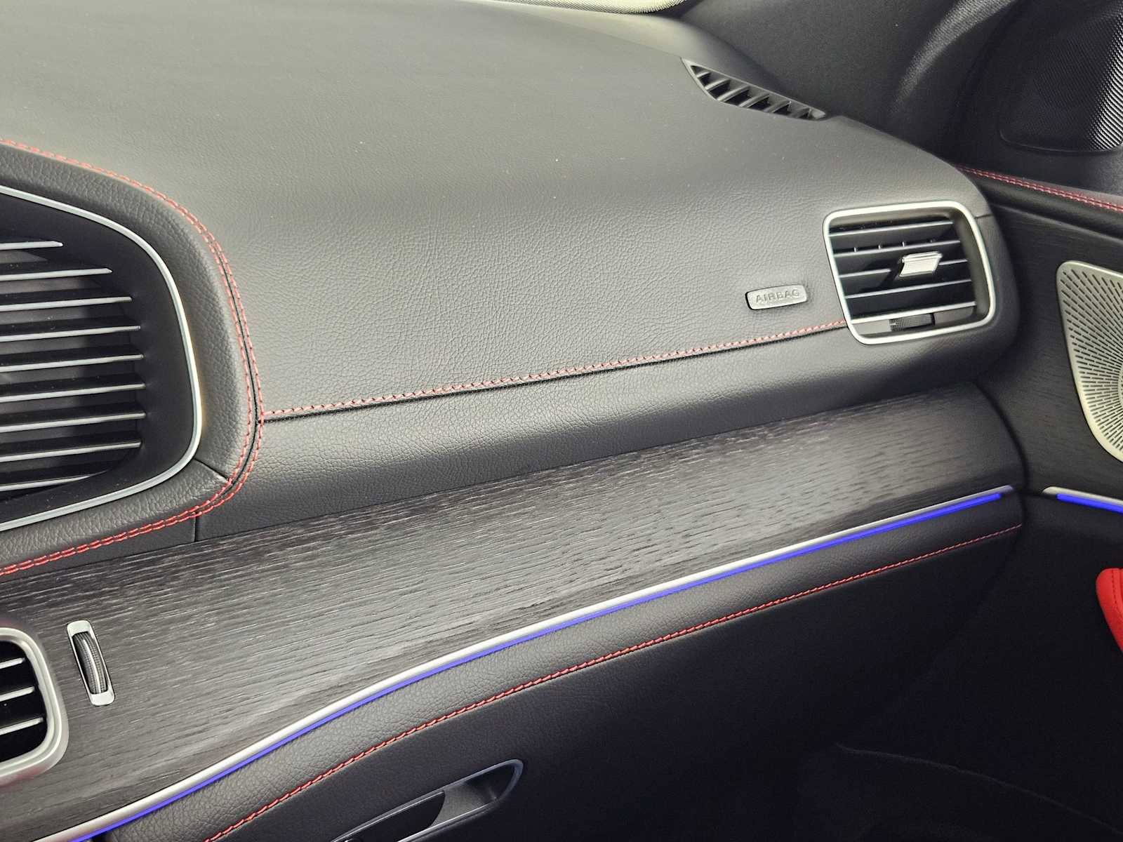 New 2025 Mercedes-Benz GLE 53 AMG 4MATIC Coupe image 39