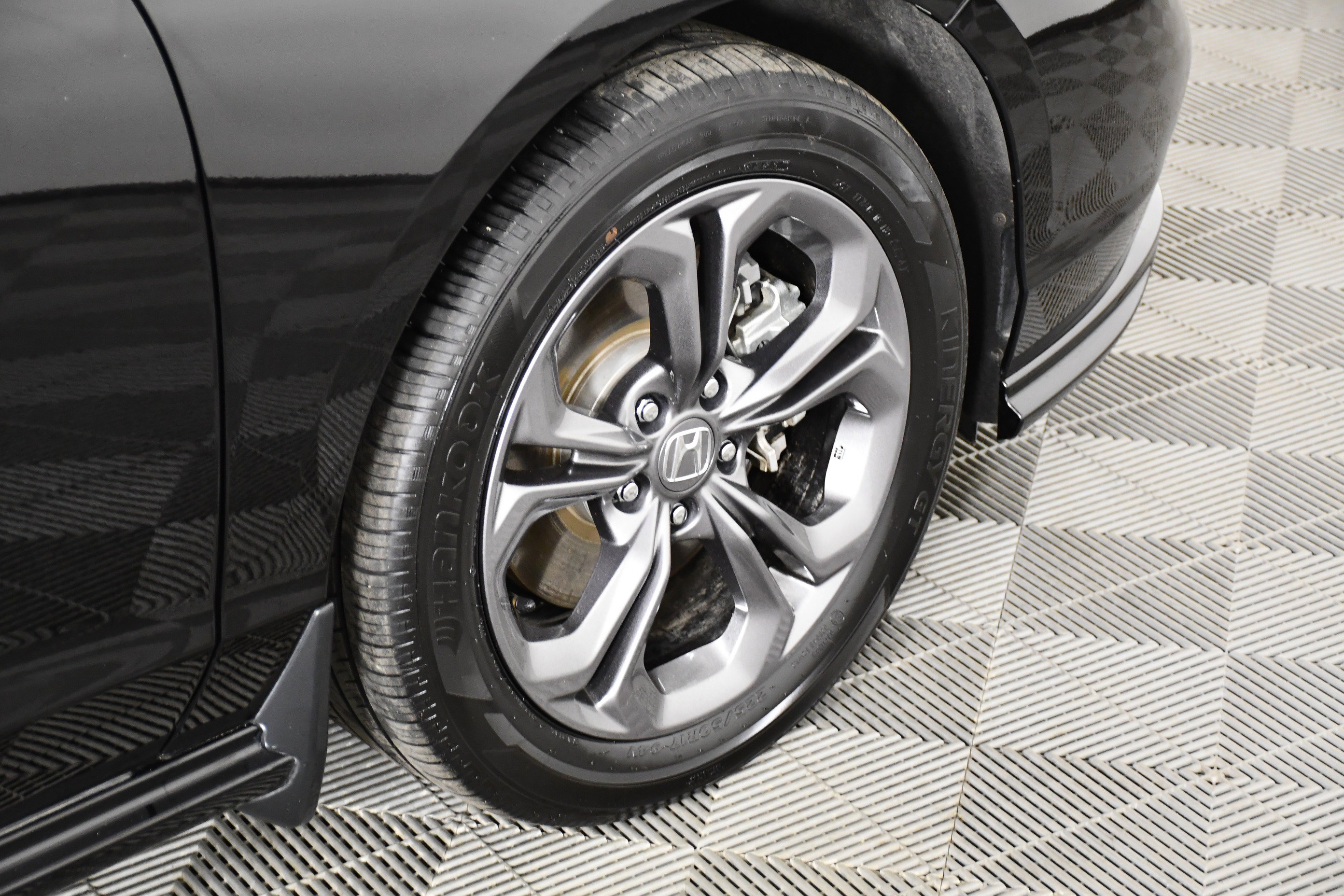 Used 2025 Honda Accord EX-L image 43