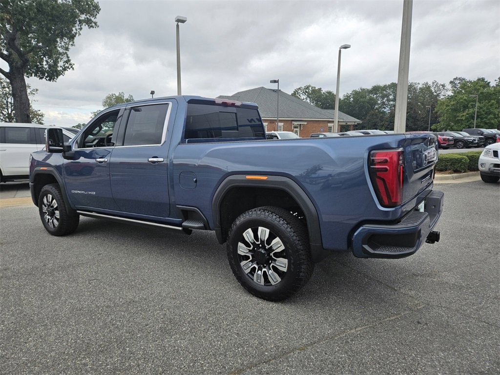New 2026 GMC Sierra 3500 Denali w/ Technology Package image 7