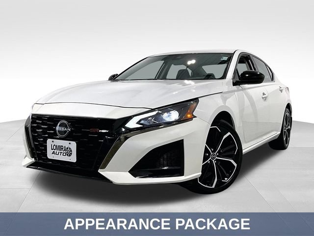 Used 2024 Nissan Altima 2.5 SR AWD/4WD image 4