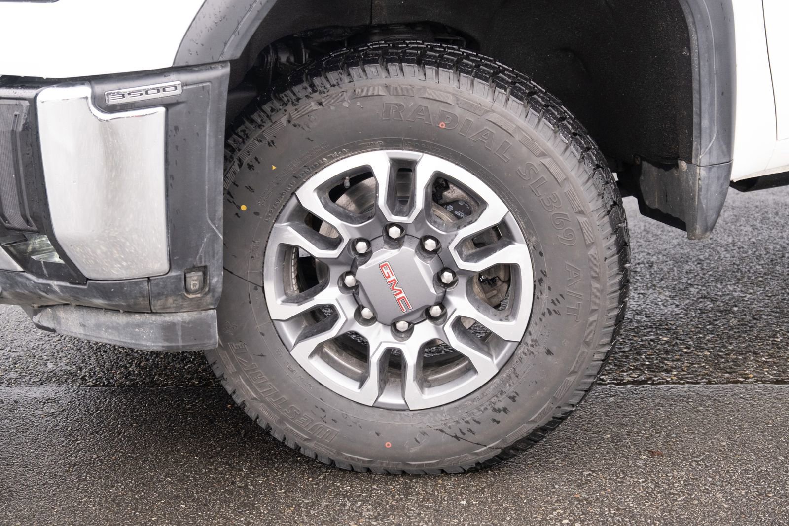 Used 2024 GMC Sierra 3500 SLE w/ SLE Value Package image 20