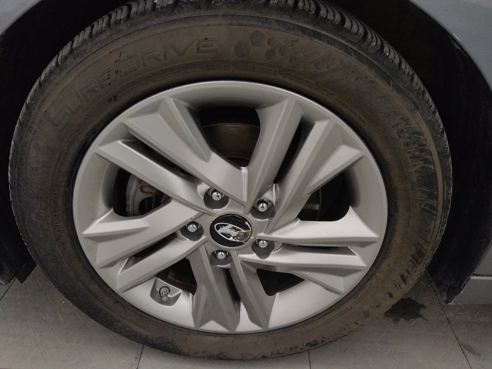 Used 2019 Hyundai Elantra Value Edition image 31