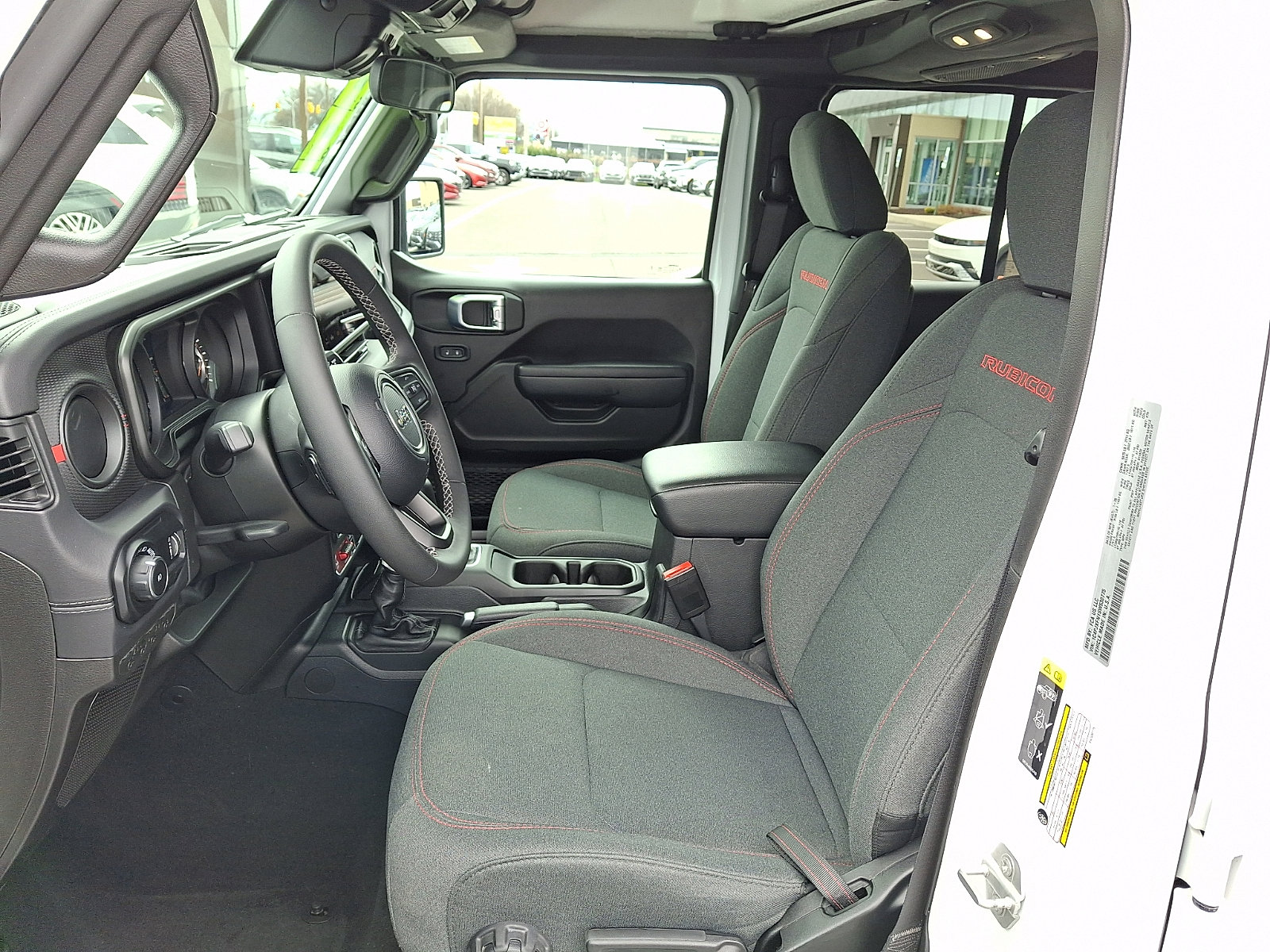 Used 2025 Jeep Wrangler Unlimited Rubicon image 13