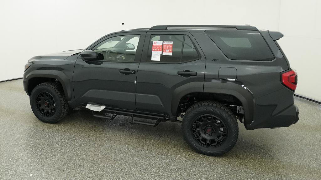New 2026 Toyota 4Runner SR5 AWD/4WD image 7