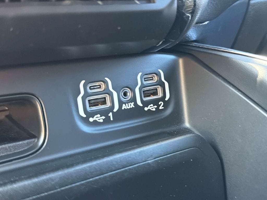 Used 2021 RAM 1500 Laramie w/ Night Edition AWD/4WD image 25