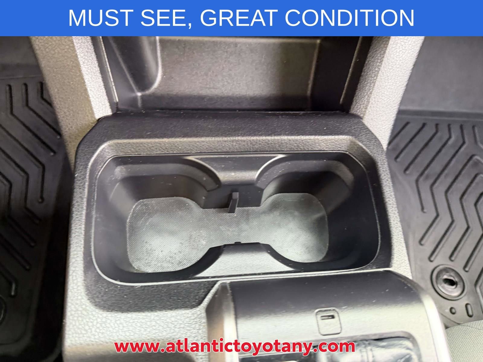 Used 2023 Toyota Tacoma SR5 RWD image 30