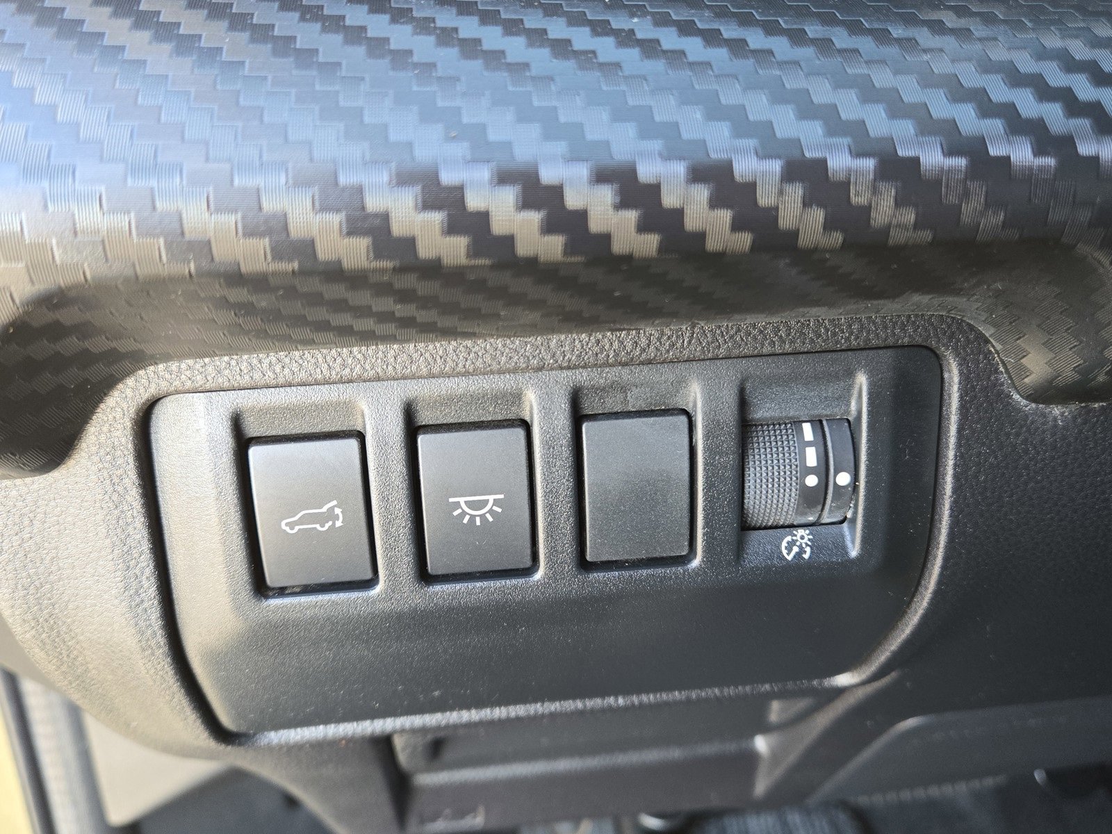 Used 2024 Subaru Ascent Premium w/ Convenience Package image 28