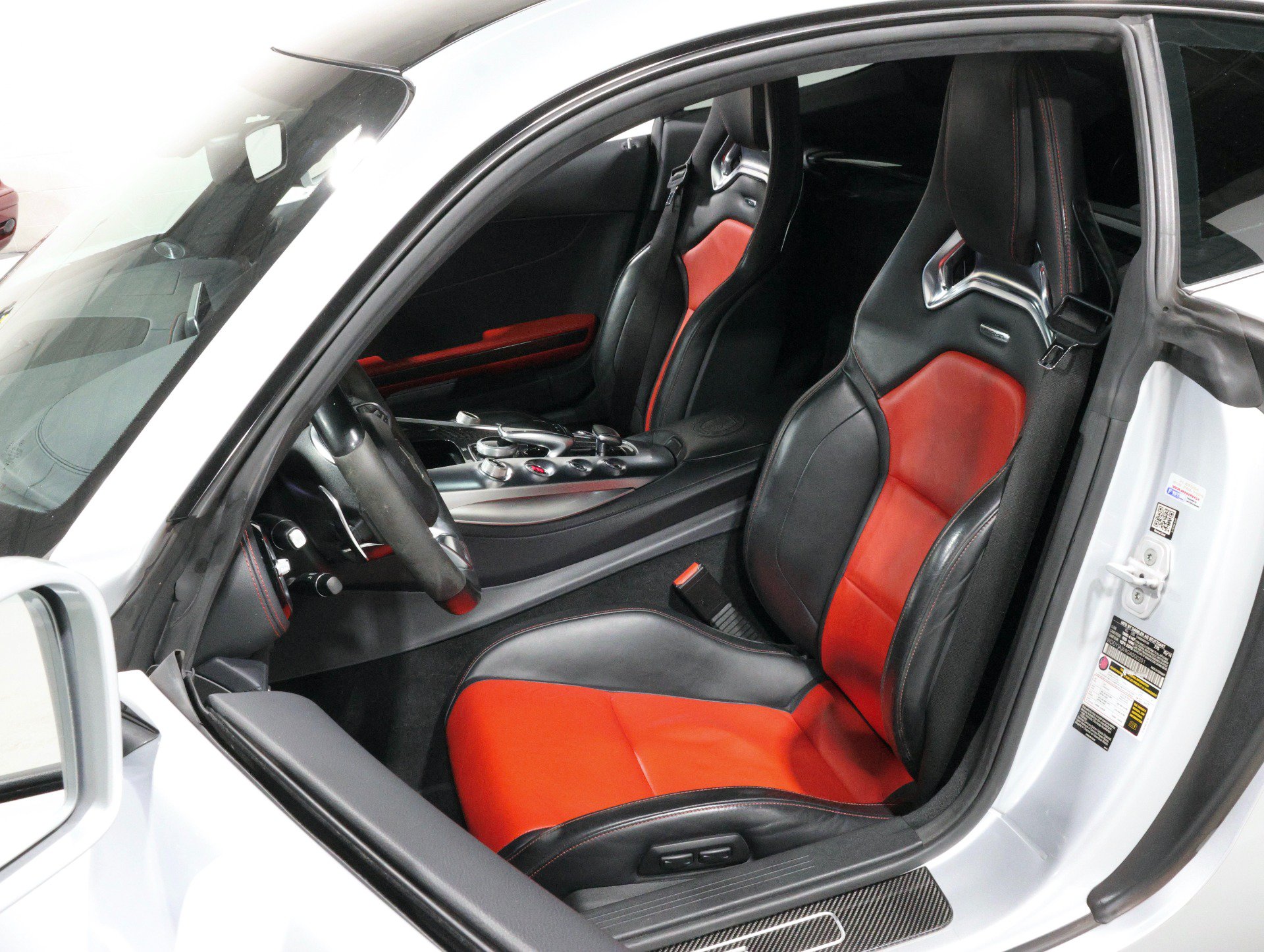 Used 2016 Mercedes-Benz AMG GT S image 4