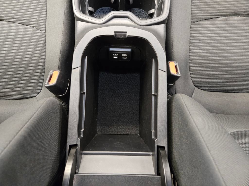 Used 2024 Toyota RAV4 LE image 21