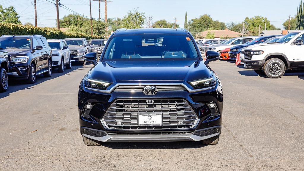 Used 2024 Toyota Grand Highlander AWD Hybrid image 3