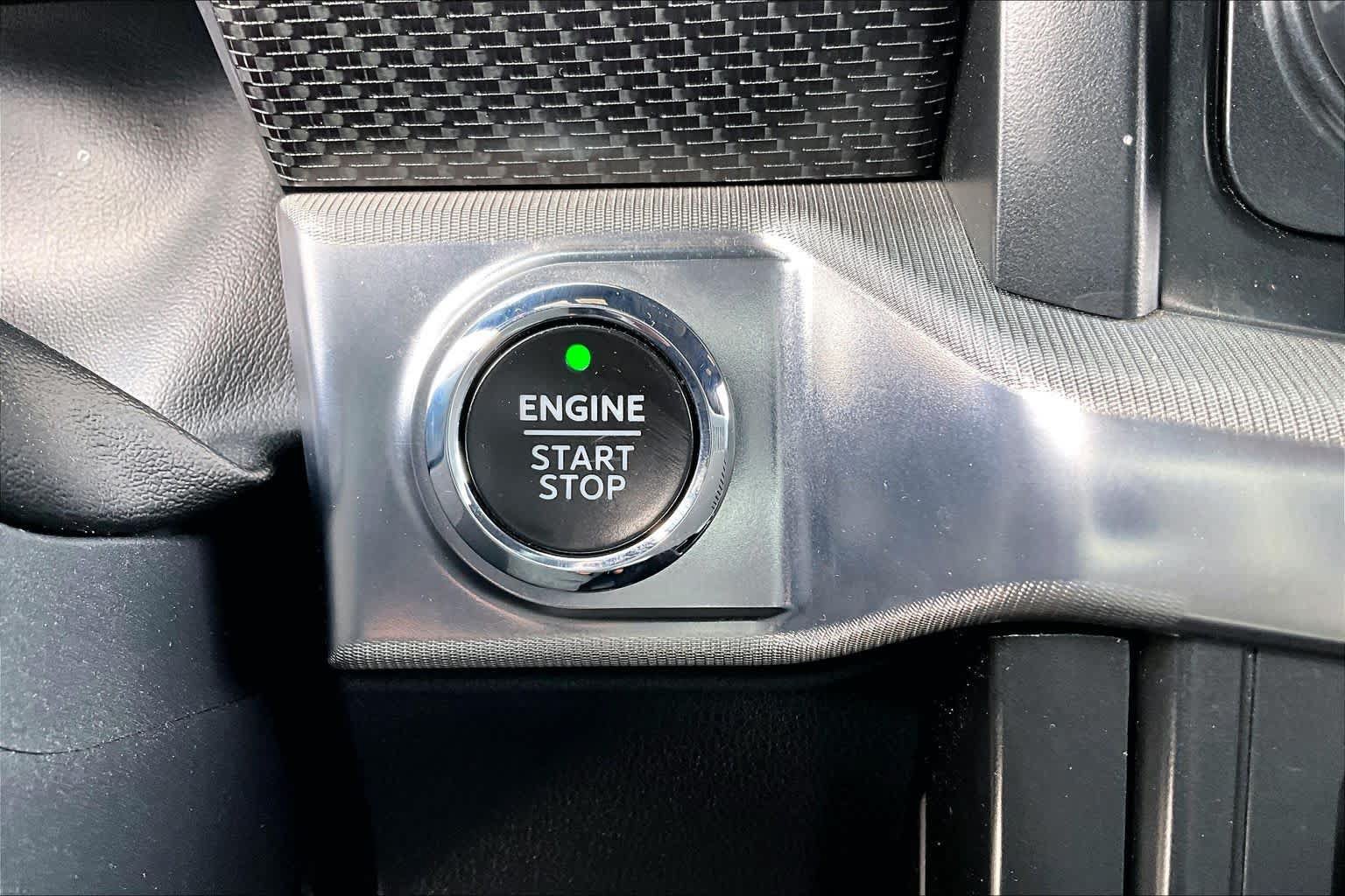 Used 2022 Ford F150 Raptor w/ Equipment Group 801A High AWD/4WD image 35