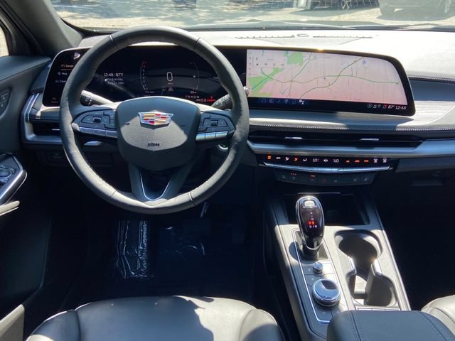 Used 2025 Cadillac XT4 Premium Luxury AWD/4WD image 14