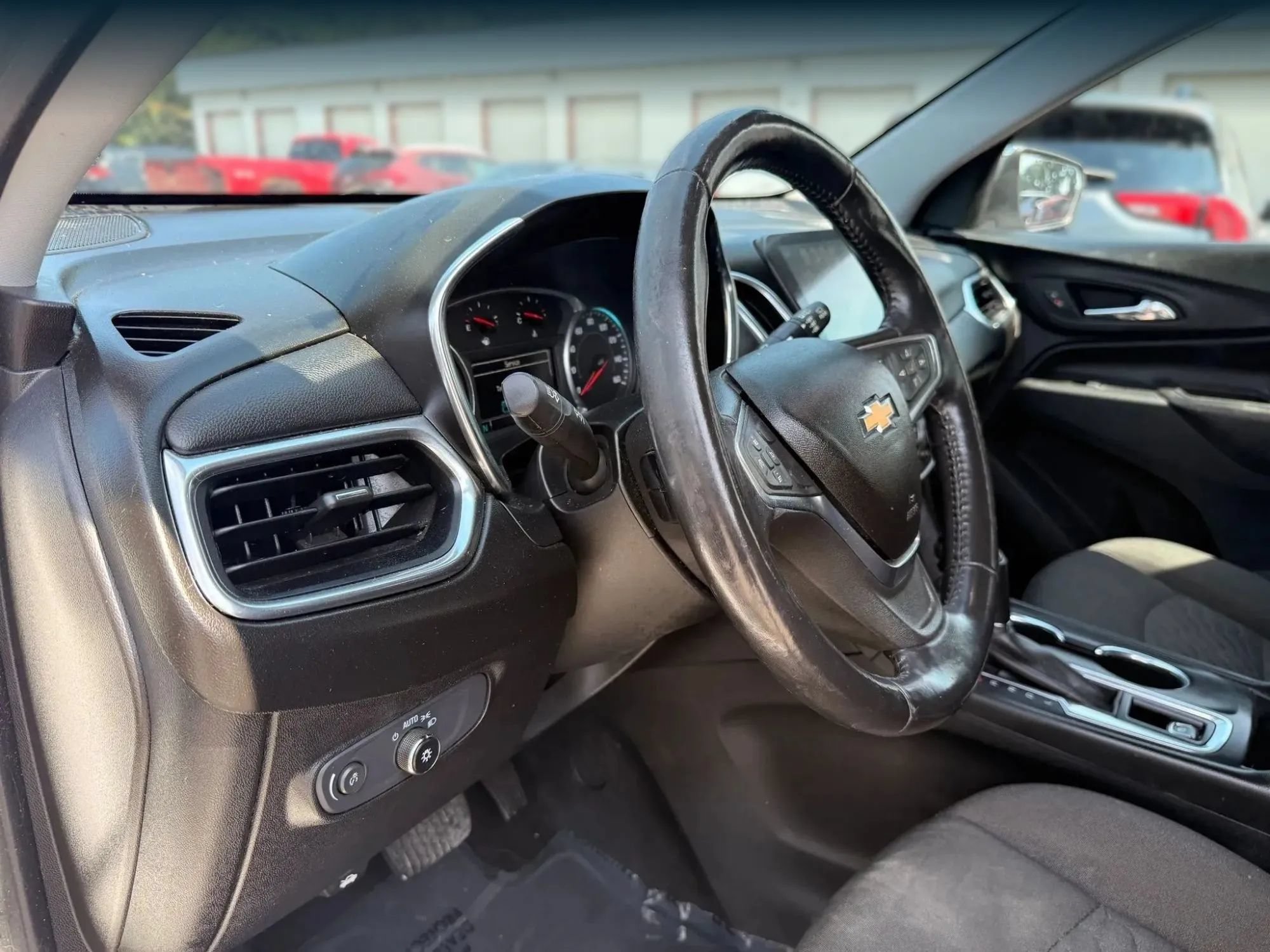 Used 2018 Chevrolet Equinox LT w/ Sun & Infotainment Package AWD/4WD image 17