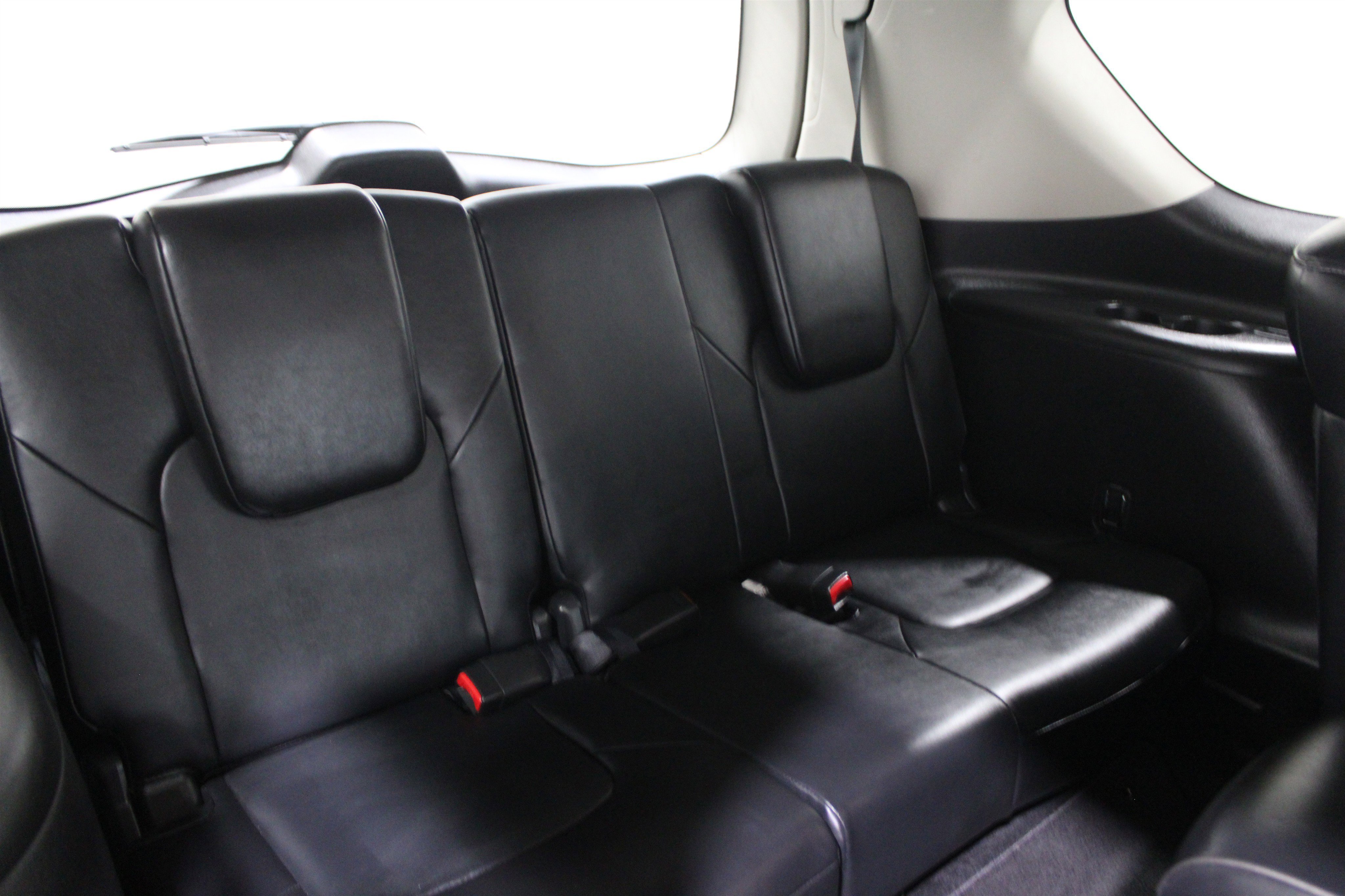 Used 2024 INFINITI QX80 Luxe image 32