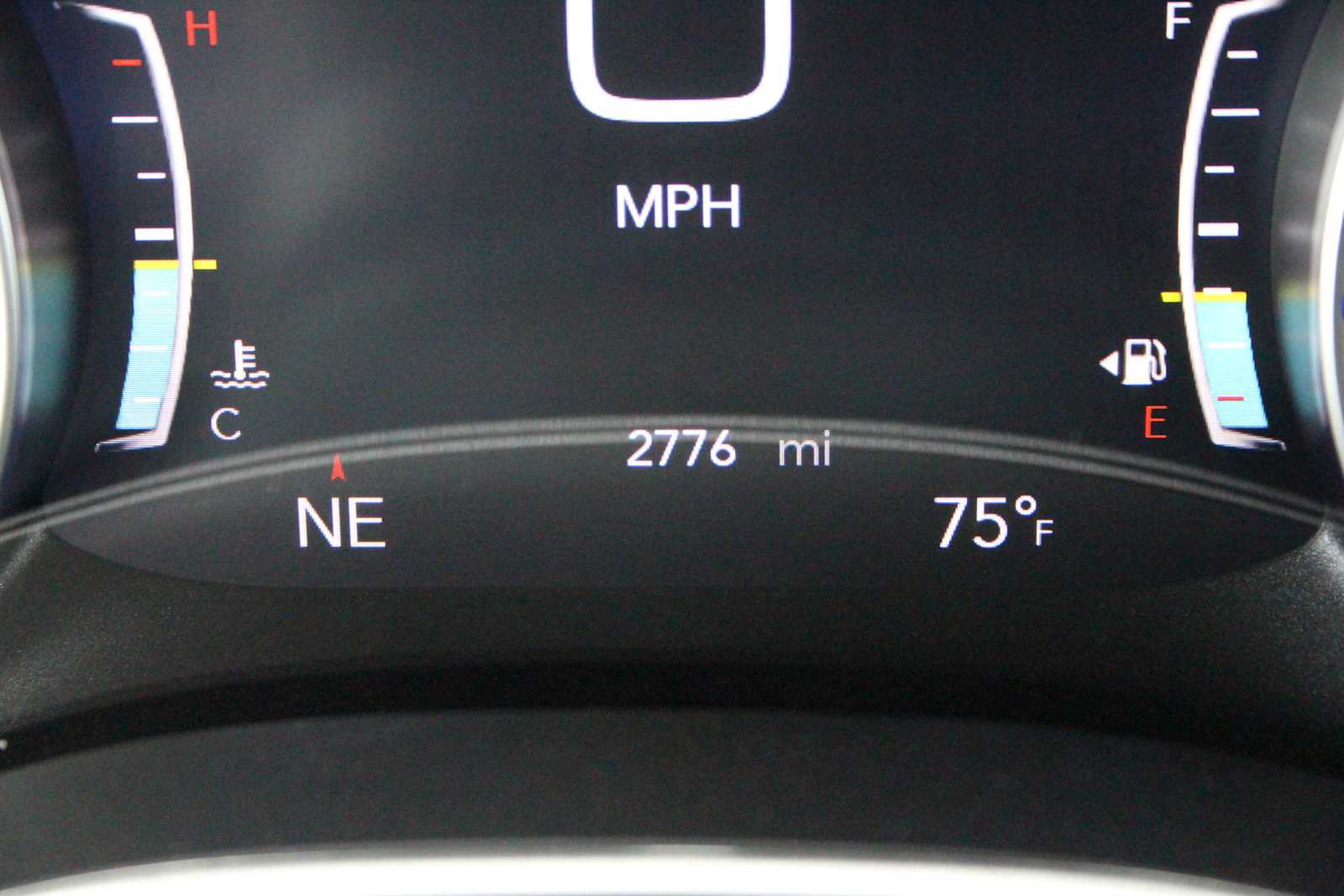 New 2025 Chrysler Pacifica Select AWD/4WD image 43