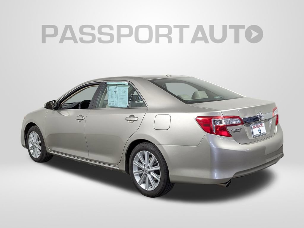Used 2014 Toyota Camry XLE image 3