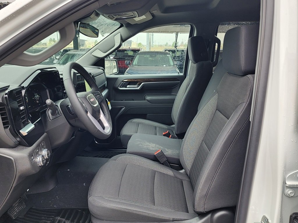 New 2026 GMC Sierra 1500 Elevation image 17
