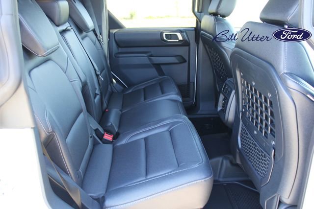 New 2025 Ford Bronco Badlands image 8