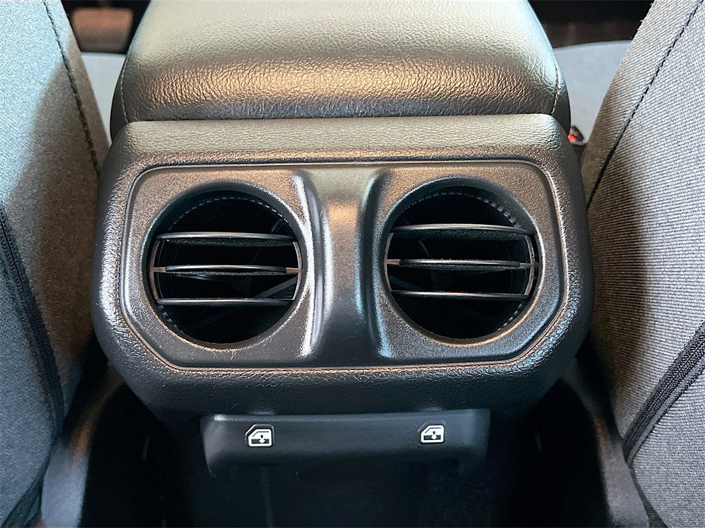 Used 2024 Jeep Wrangler Sport S image 24