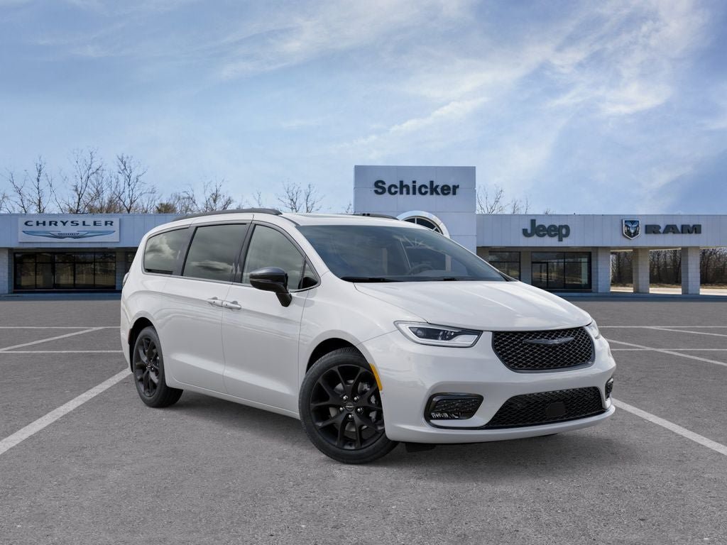 New 2026 Chrysler Pacifica Limited w/ S Appearance Package FWD image 5
