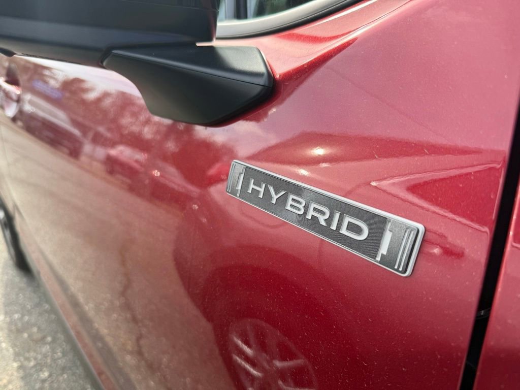 Used 2025 Subaru Forester Touring image 8