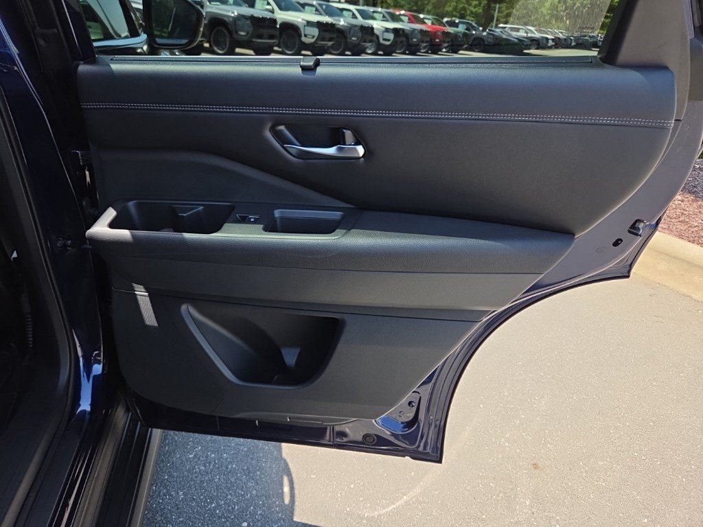 Used 2024 Nissan Pathfinder Platinum w/ Cargo Package FWD image 34