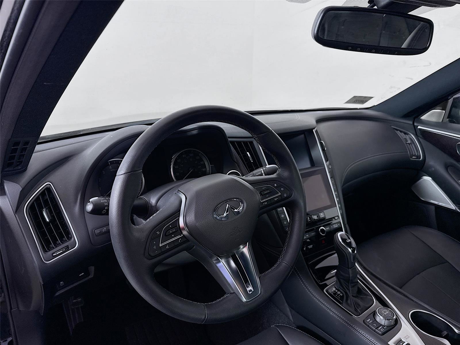 Used 2023 INFINITI Q50 Sensory image 6