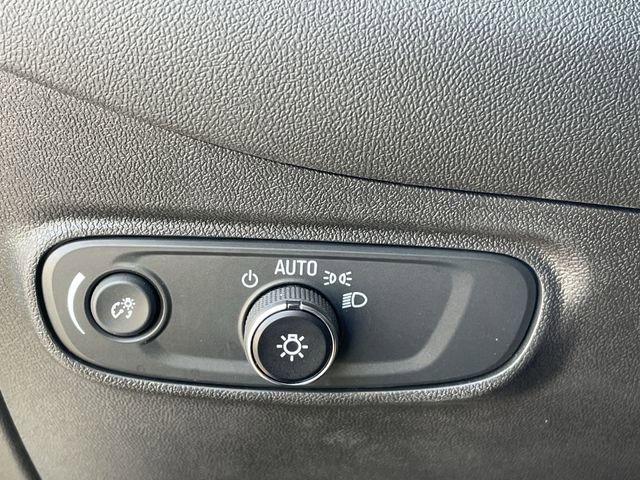Used 2023 Chevrolet Equinox LT FWD image 17