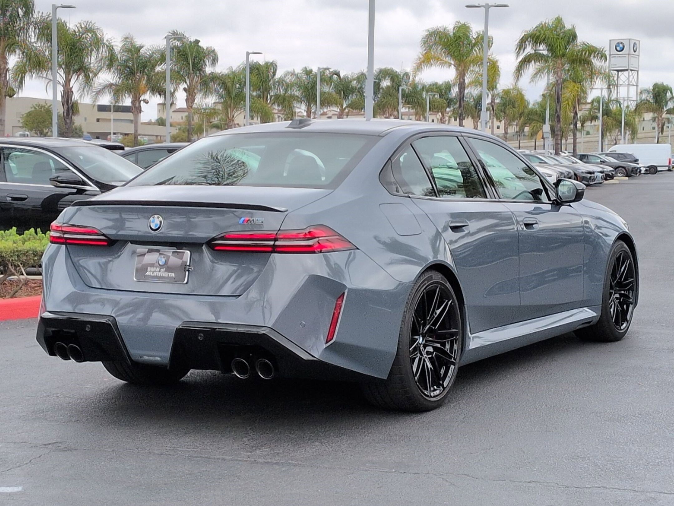 Used 2025 BMW M5 w/ Carbon Package AWD/4WD image 10