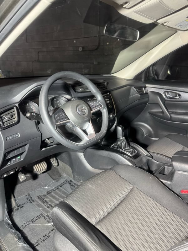 Used 2017 Nissan Rogue S AWD/4WD image 21