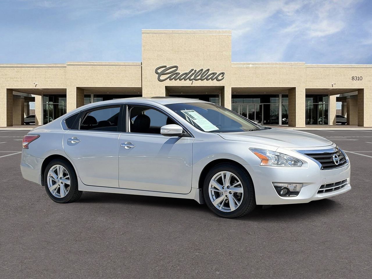 Used 2014 Nissan Altima 2.5 SL w/ Technology Package FWD image 3