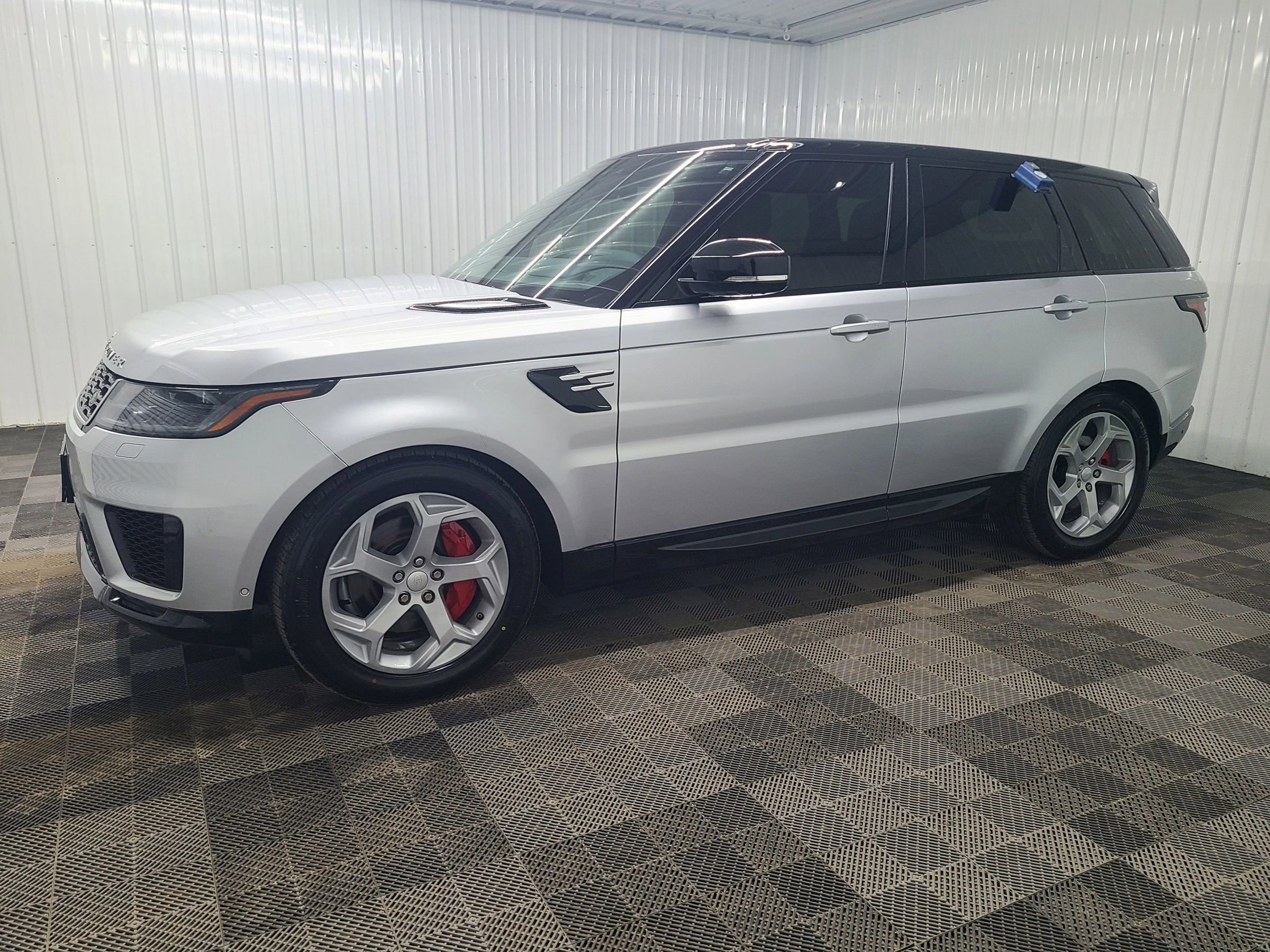 Used 2018 Land Rover Range Rover Sport HSE image 8