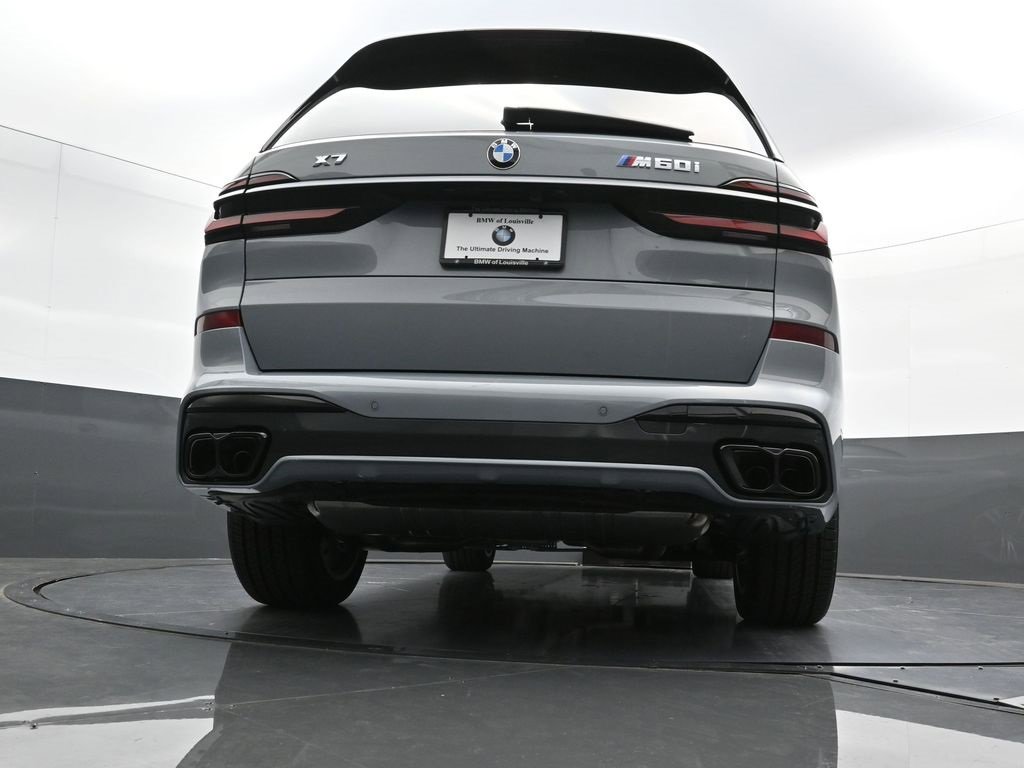 New 2026 BMW X7 M60i w/ Executive Package image 38