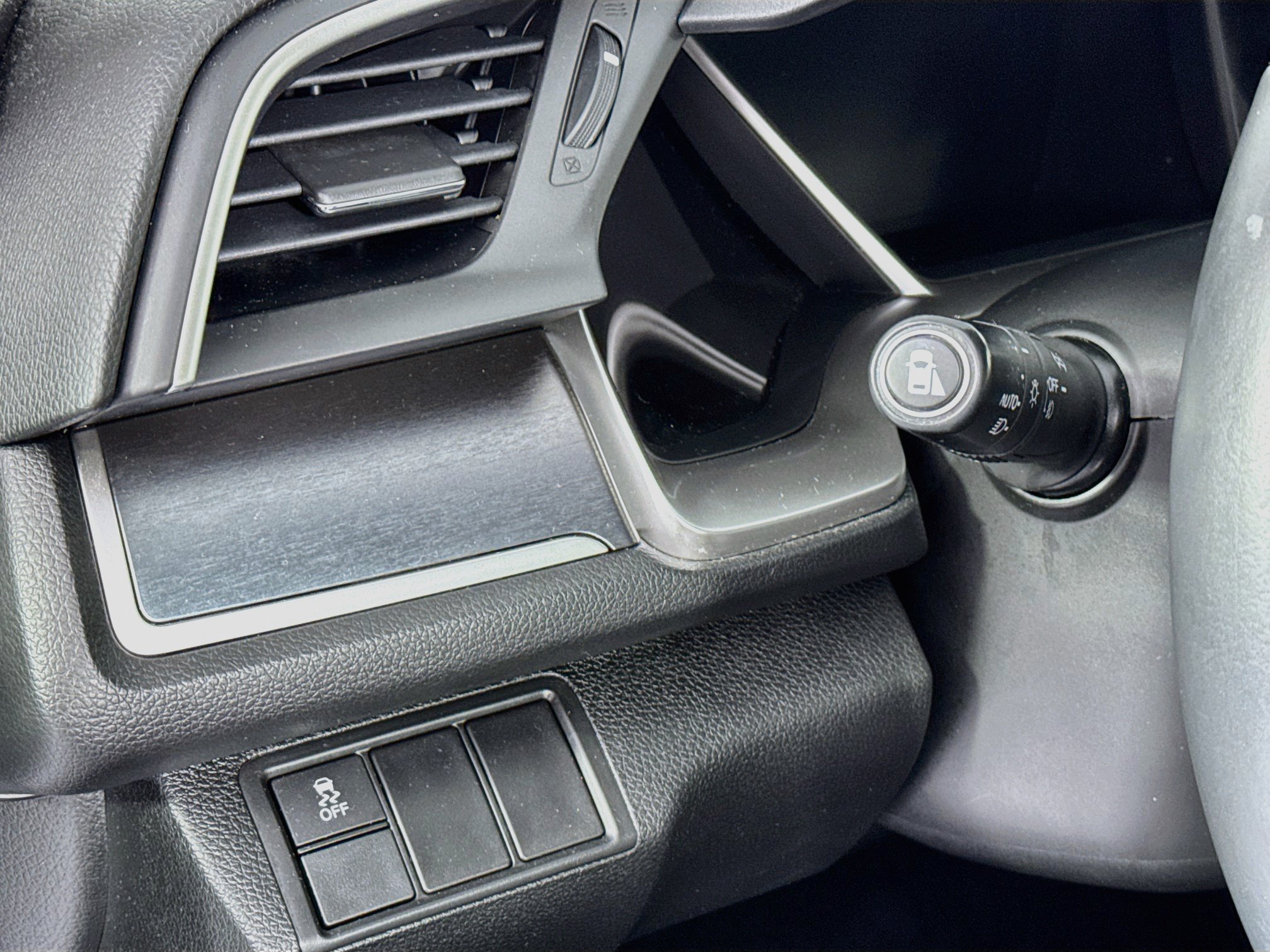 Certified 2018 Honda Civic EX-L image 10