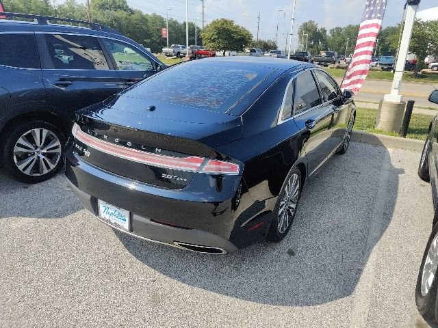 Used 2017 Lincoln MKZ Reserve w/ Luxury Package AWD/4WD image 16
