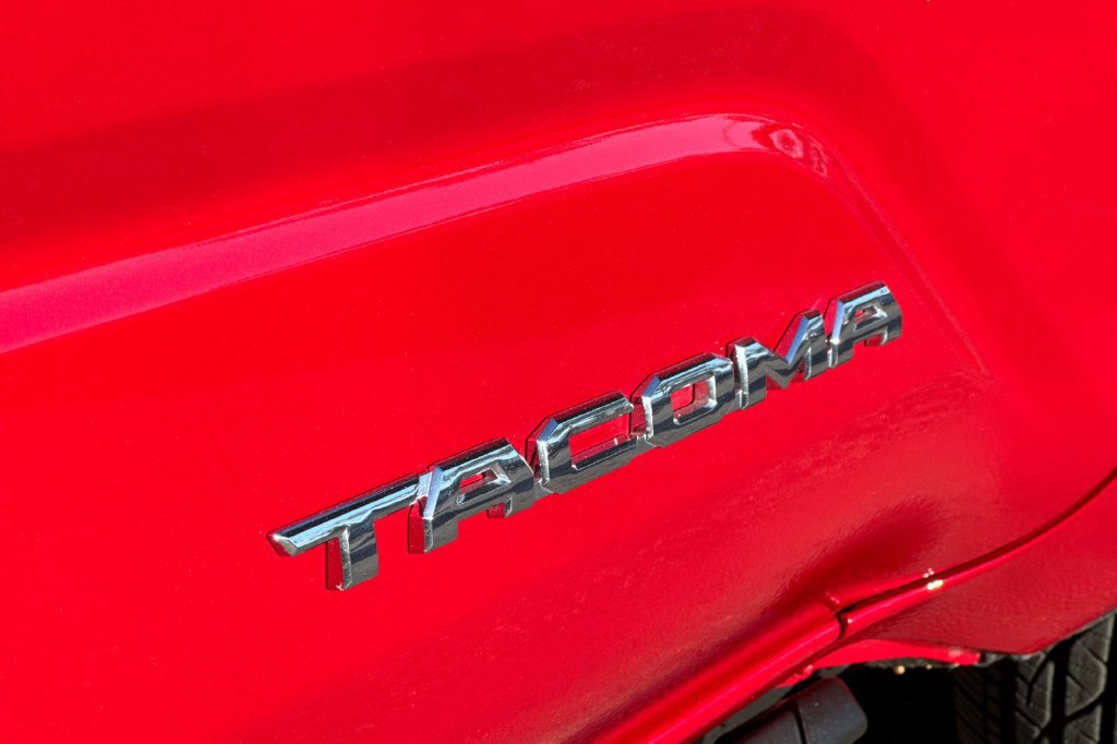 Certified 2025 Toyota Tacoma SR5 RWD image 25