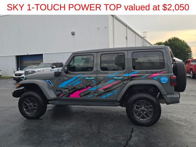 Used 2022 Jeep Wrangler Unlimited Sahara AWD/4WD image 7