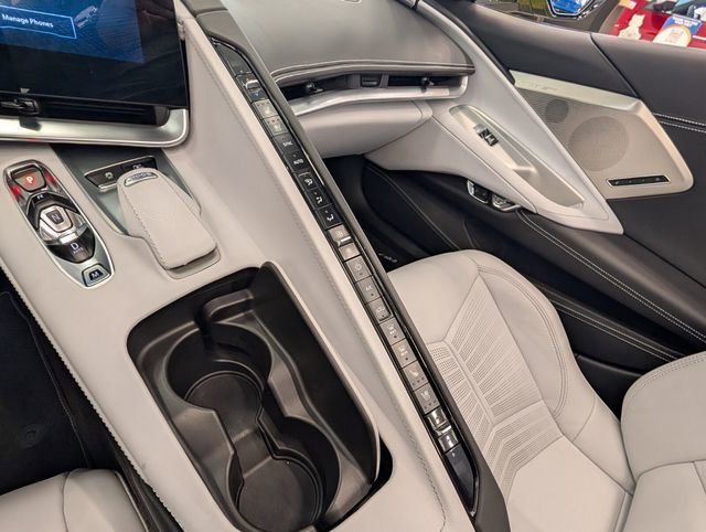 Used 2024 Chevrolet Corvette Stingray Premium Conv w/ 3LT image 23