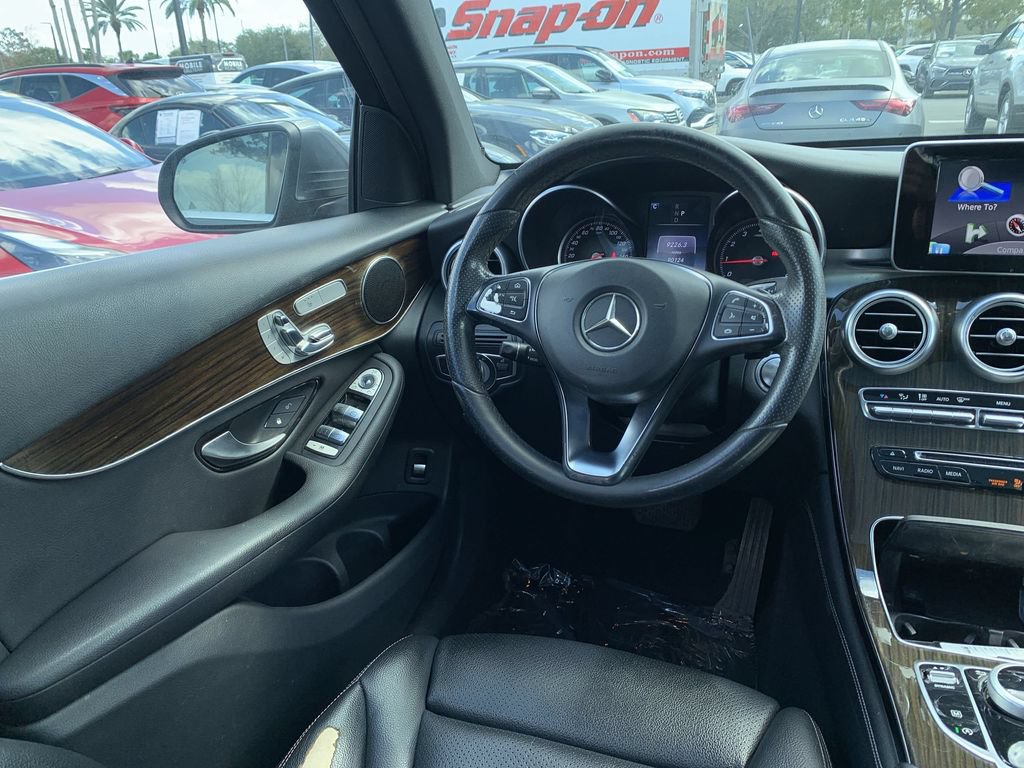 Certified 2017 Mercedes-Benz GLC 300 image 3