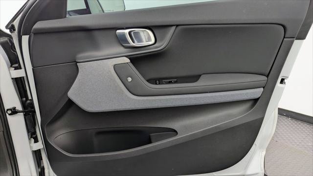 Used 2022 Polestar Polestar 2 w/ Plus Package AWD/4WD image 22