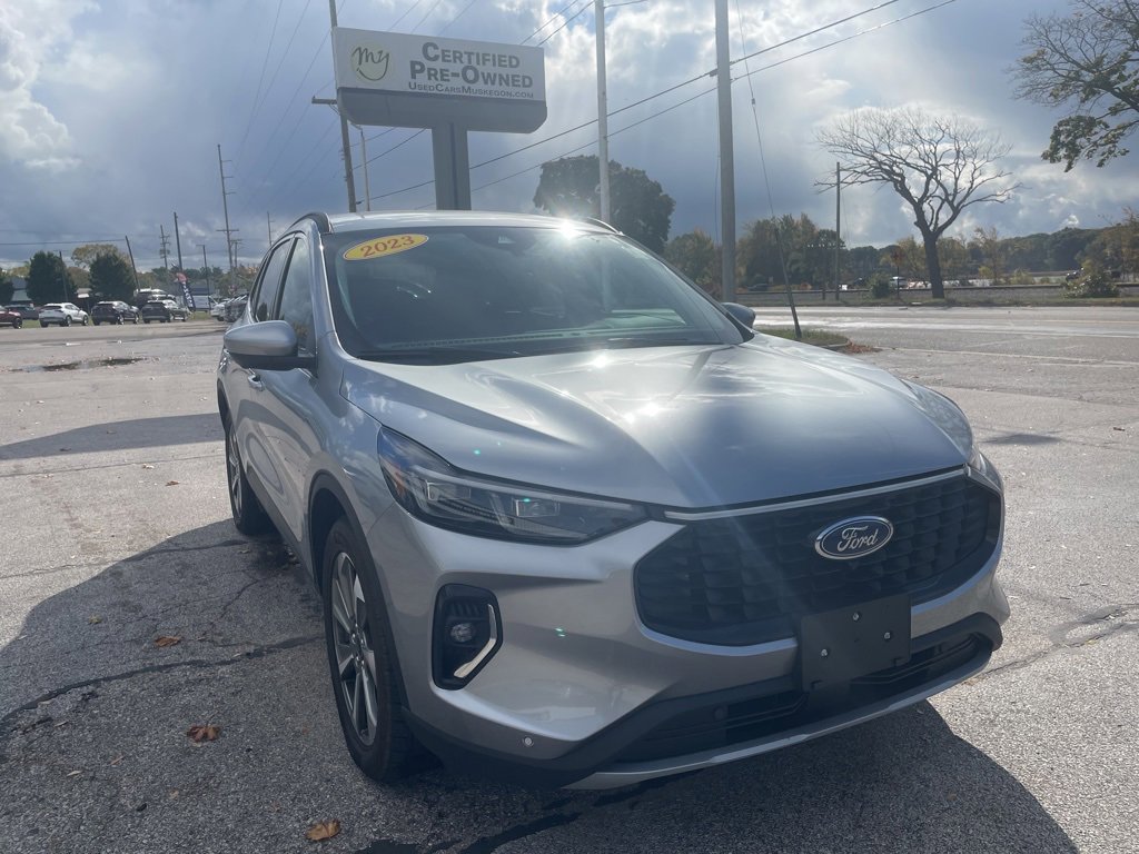 Used 2023 Ford Escape Platinum image 34