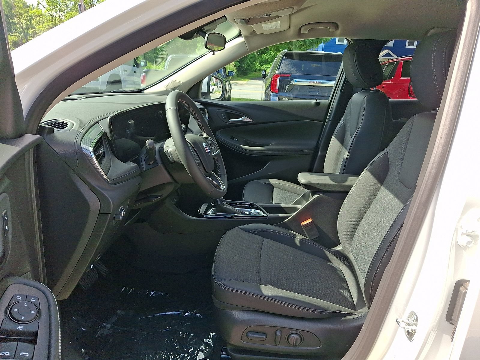New 2026 Buick Encore GX Preferred w/ Advanced Technology Package AWD/4WD image 13