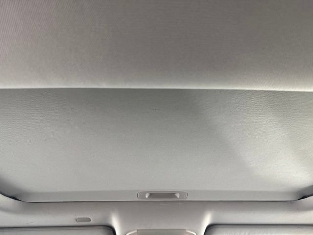 Used 2020 Toyota Highlander XLE w/ Protection Package #3 AWD/4WD image 35