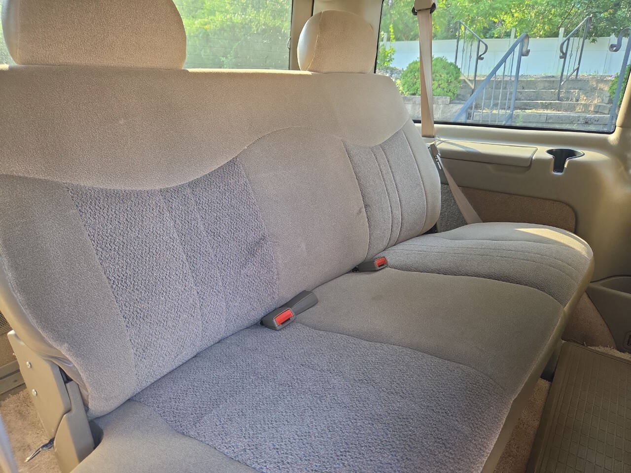 Used 2002 Chevrolet Astro Passenger AWD image 18