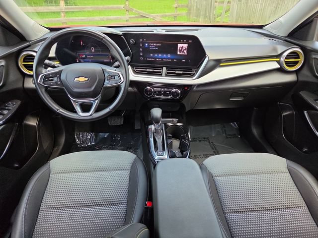 Certified 2024 Chevrolet Trax LT w/ Driver Confidence Package FWD image 20