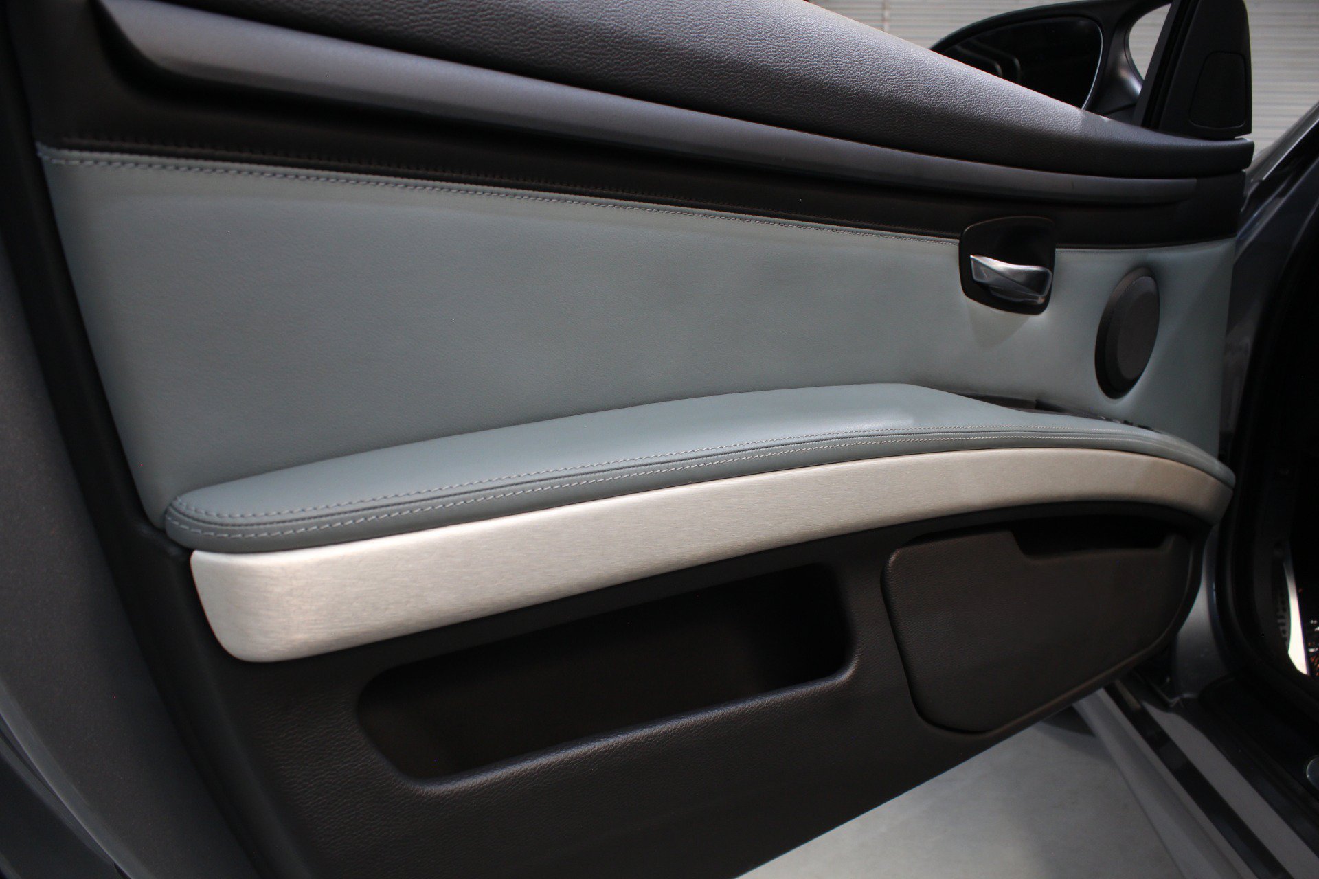 Used 2008 BMW M3 Convertible w/ Premium Pkg RWD image 46