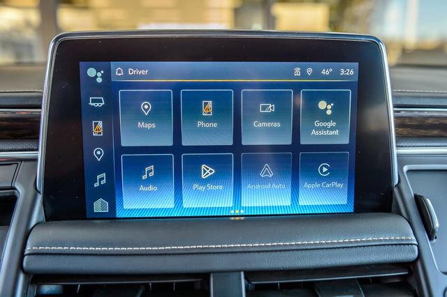 Used 2023 Chevrolet Suburban Premier image 32