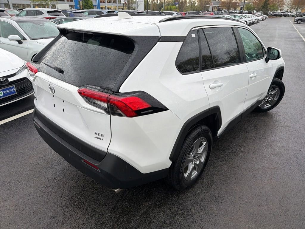 Certified 2025 Toyota RAV4 XLE AWD/4WD image 5
