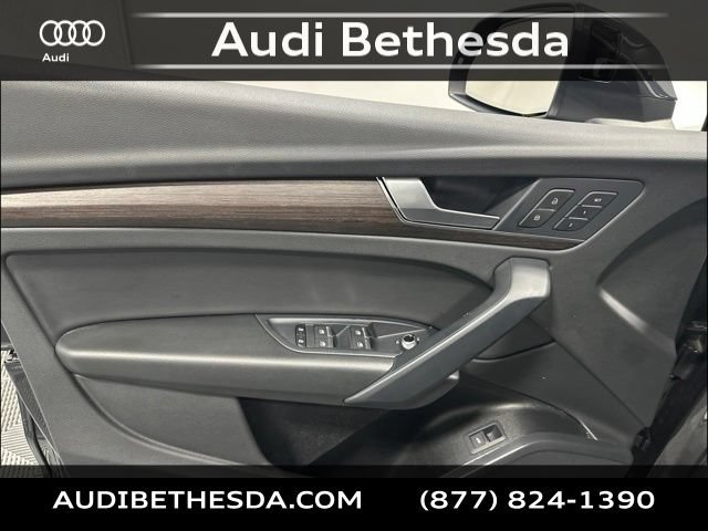 Used 2023 Audi Q5 2.0T Premium w/ Convenience Package AWD/4WD image 14